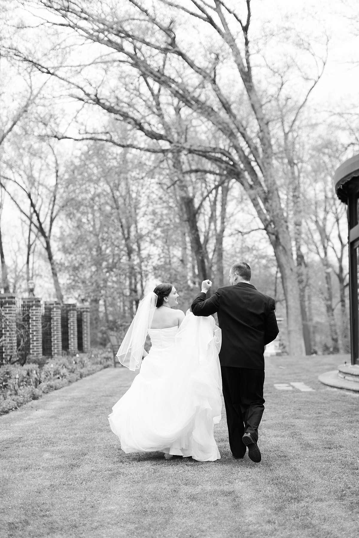 A lovely wedding photographed at Gramercy Mansion in Stevenson, MD -- just outside of Washington, DC. 