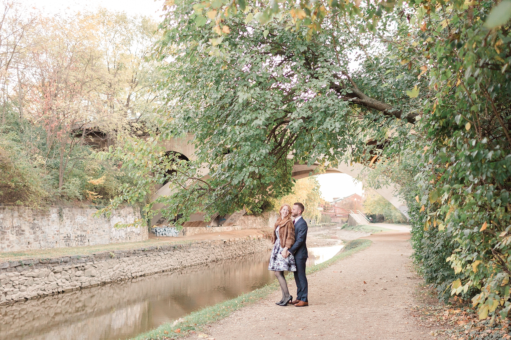 This Washington, DC anniversary and wedding photographer captures a stunning fall engagement session along the canals of beautiful Georgetown. 