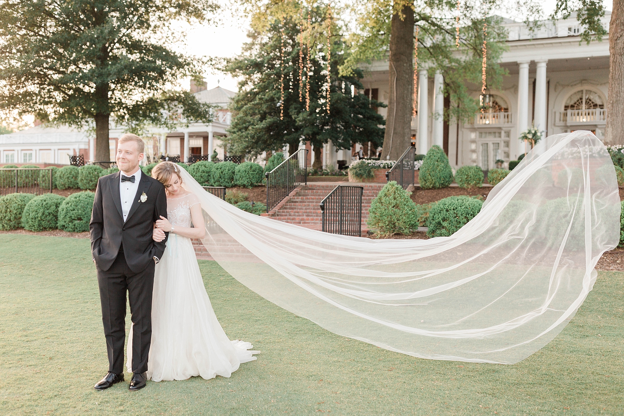 Sharing Part 2 of this incredible ballet inspired black tie wedding at the Country Club of Virginia in Richmond, VA.