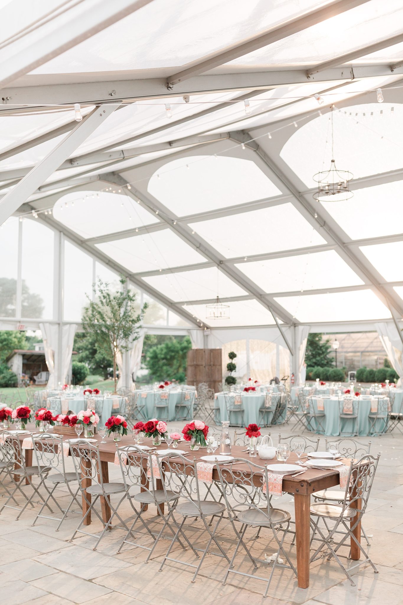 This Market at Grelen wedding was photographed by Washington, DC wedding photographer, Alicia Lacey.