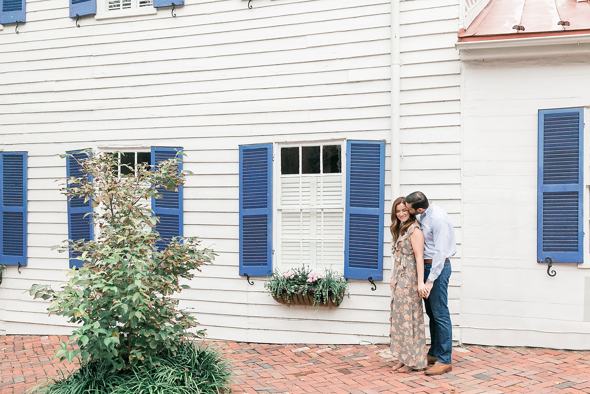 This set of timeless engagement photos were taken in Old Town Alexandria, VA by DC wedding photographer, Alicia Lacey.