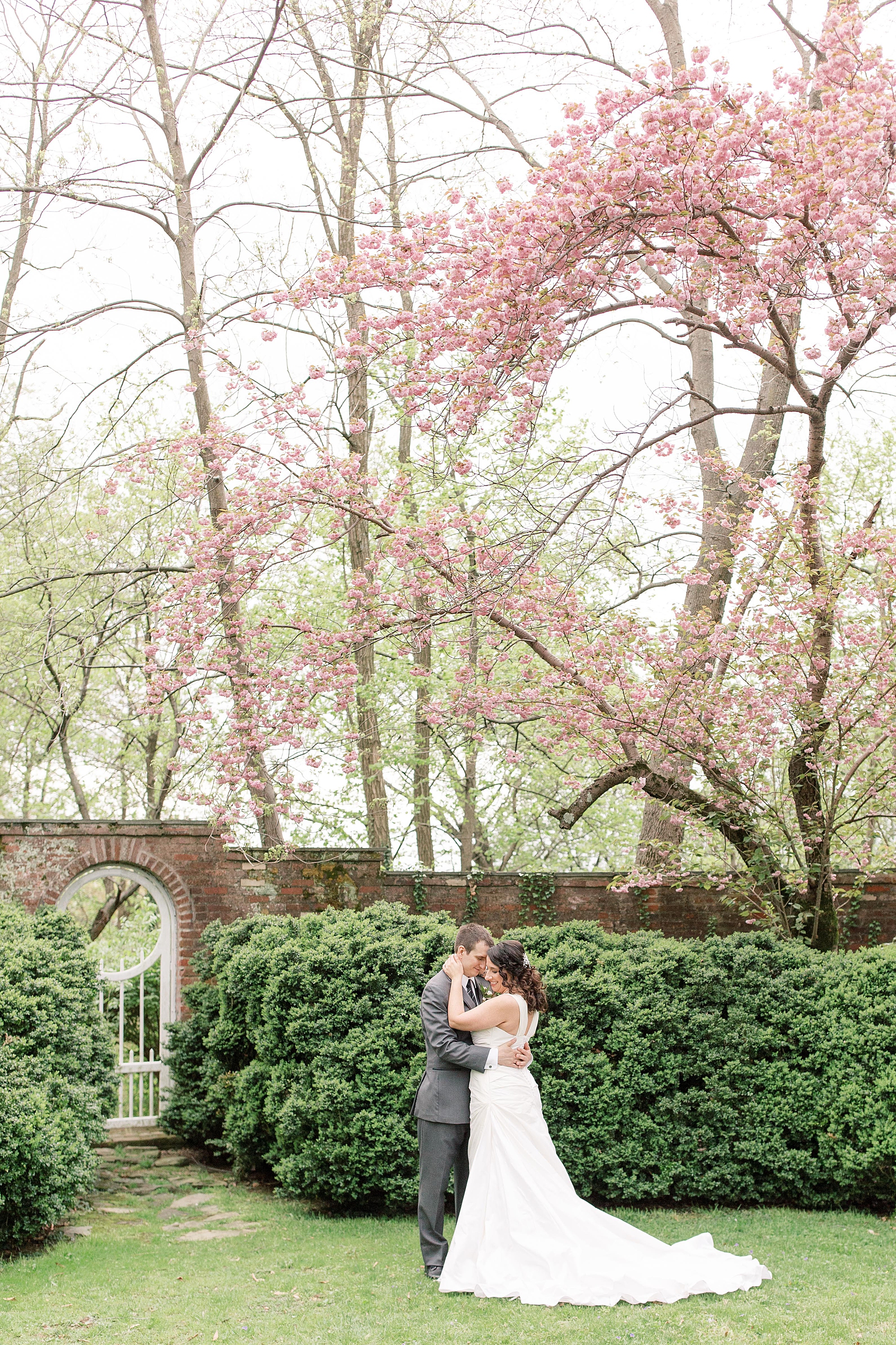 A romantic garden wedding at Hollin Hall in Alexandria, VA. 