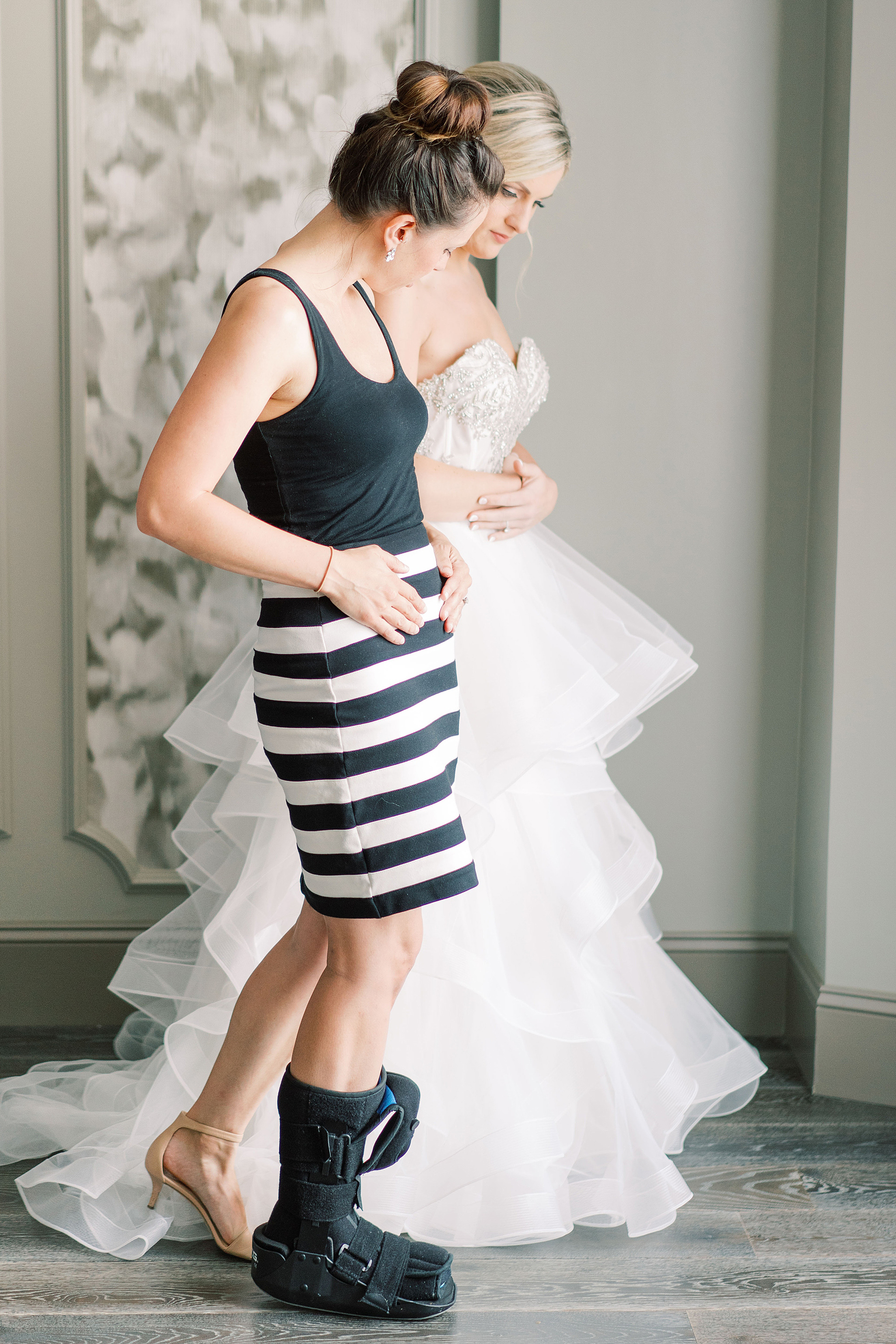 This Washington, DC wedding photographer provides a how-to guide on shooting a wedding or session with a broken foot. 