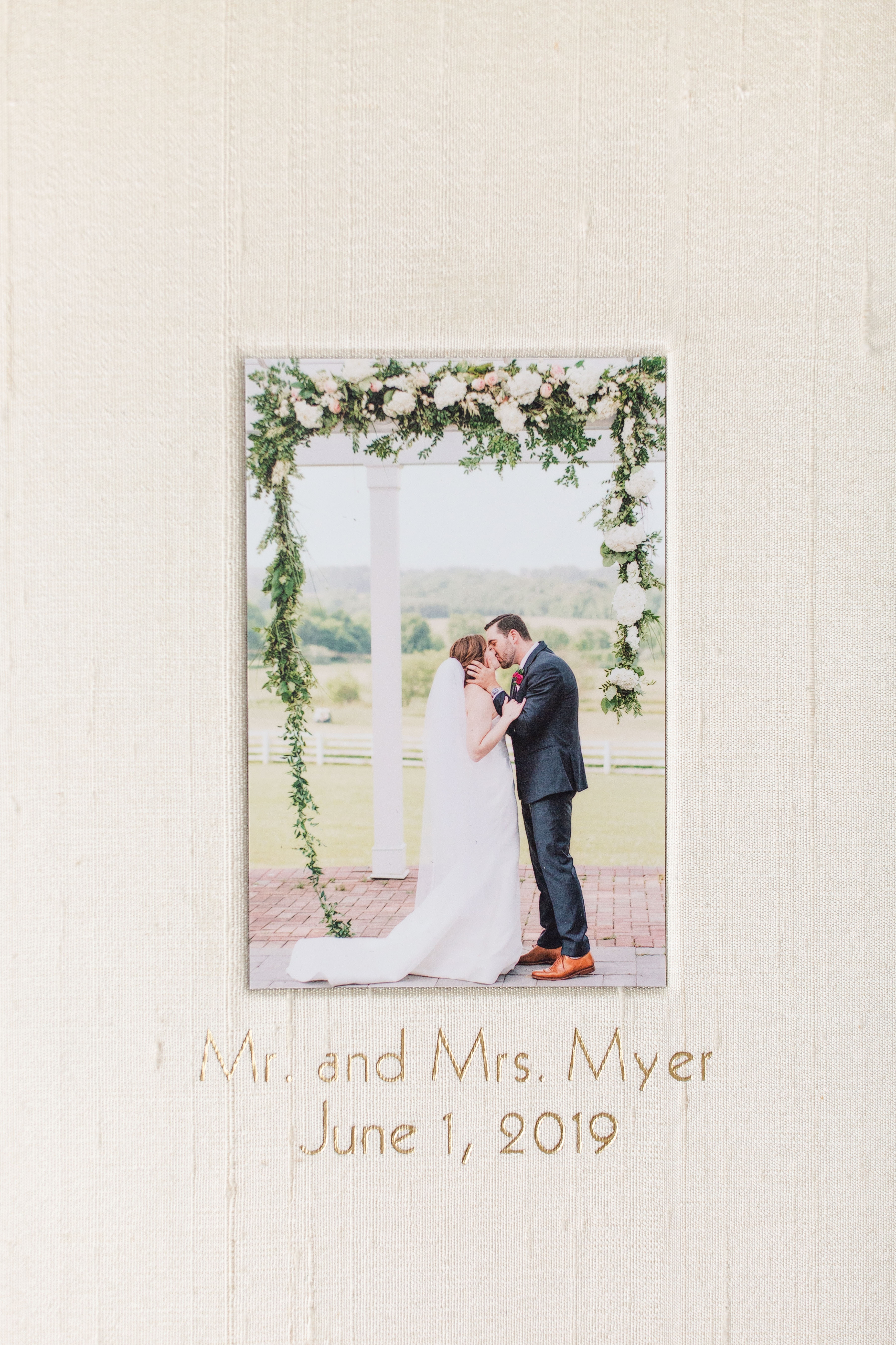 This elegant silk wedding album makes for the perfect family heirloom after the big day.