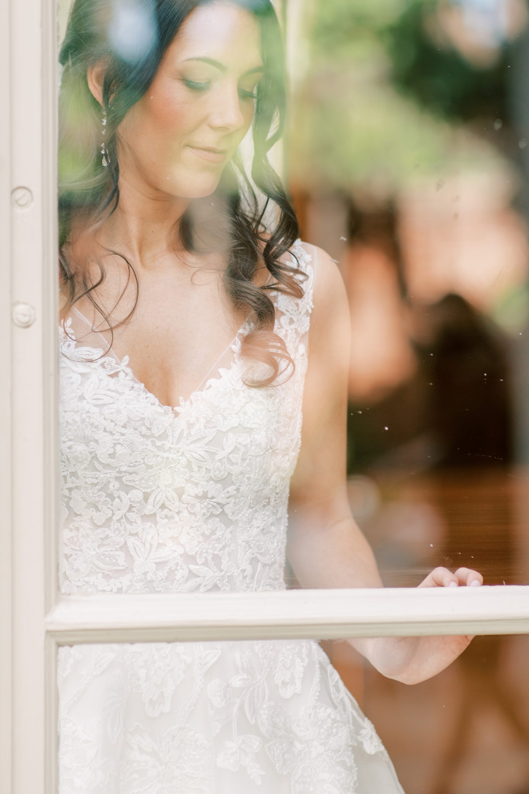 A beautiful spring Meridian House Wedding in Washington, DC photographed by film photographer Alicia Lacey.
