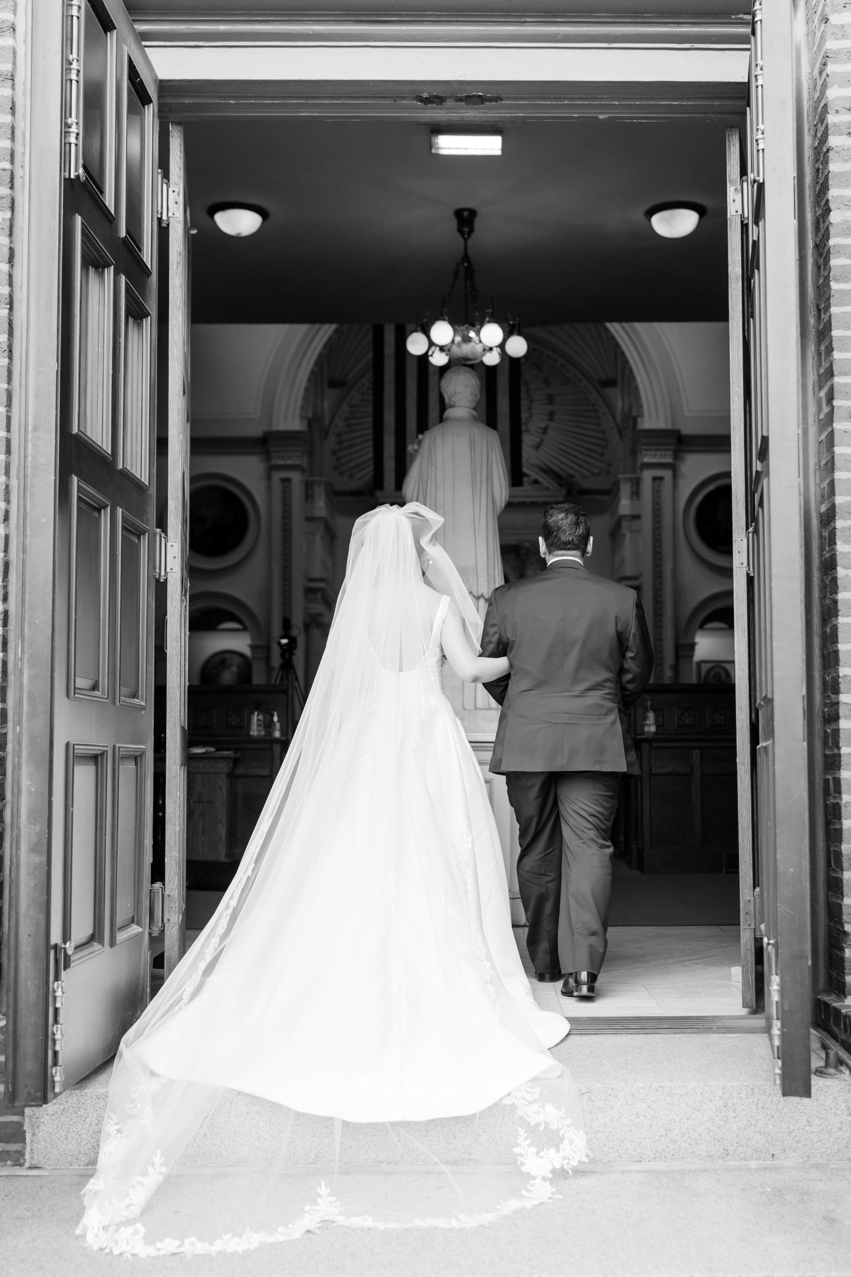 An intimate summer wedding in Washington, DC held at the iconic Army Navy Club with portraits at the Lincoln Memorial and White House.