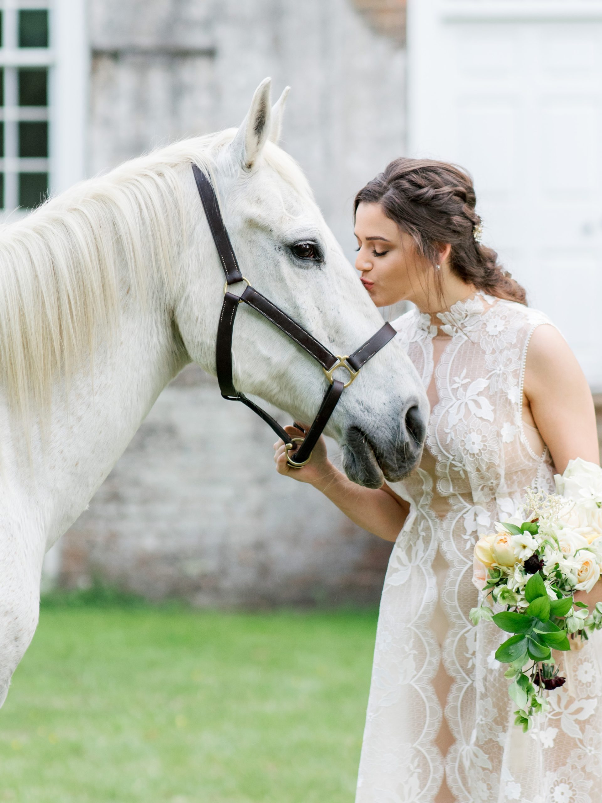 An elegant equestrian wedding at Historic Salubria in Virginia captured by Alicia Lacey.