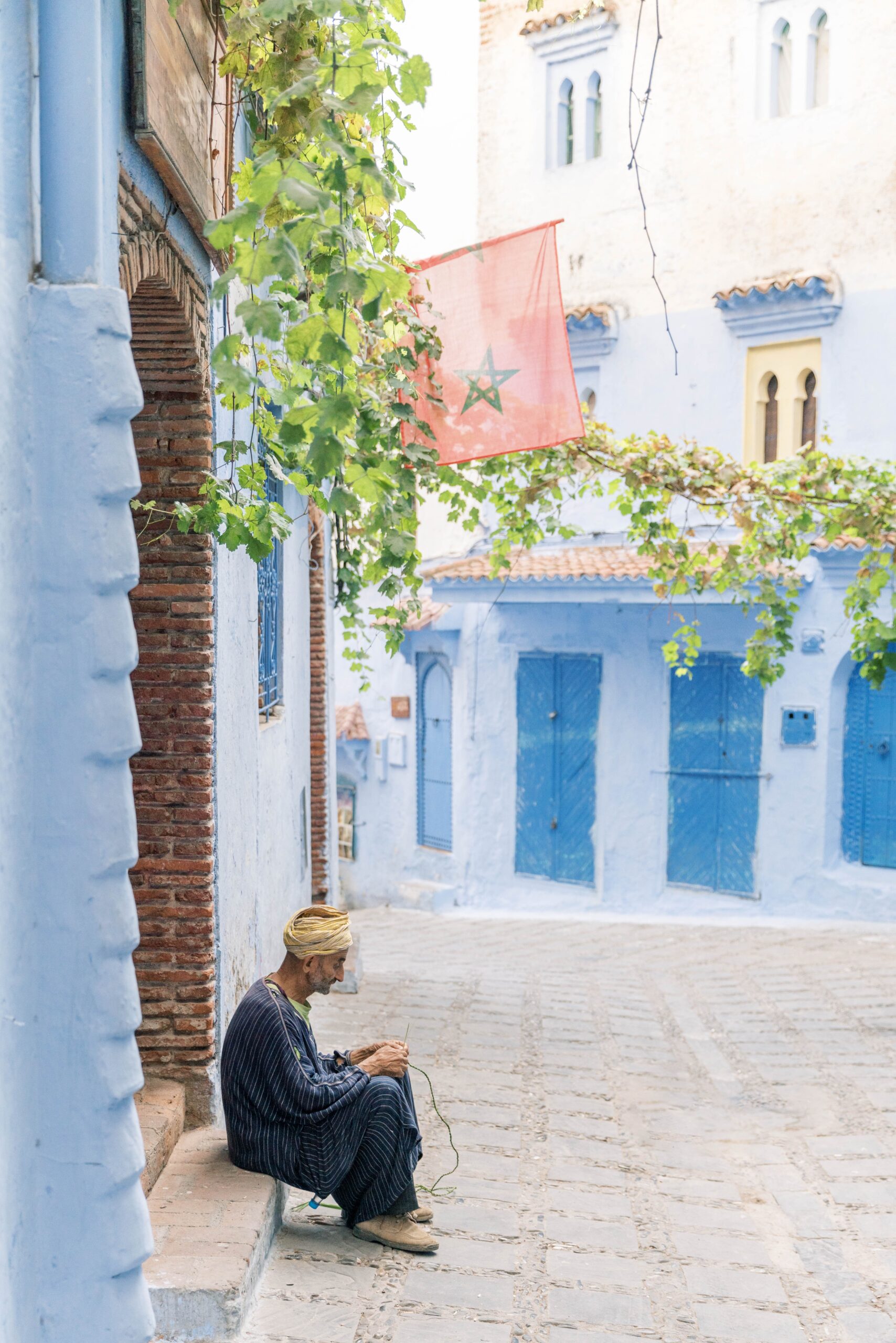 How to spend 10 days in Morocco between Chefchaouen, Fes, the Sahara Desert, and Marrakech! 