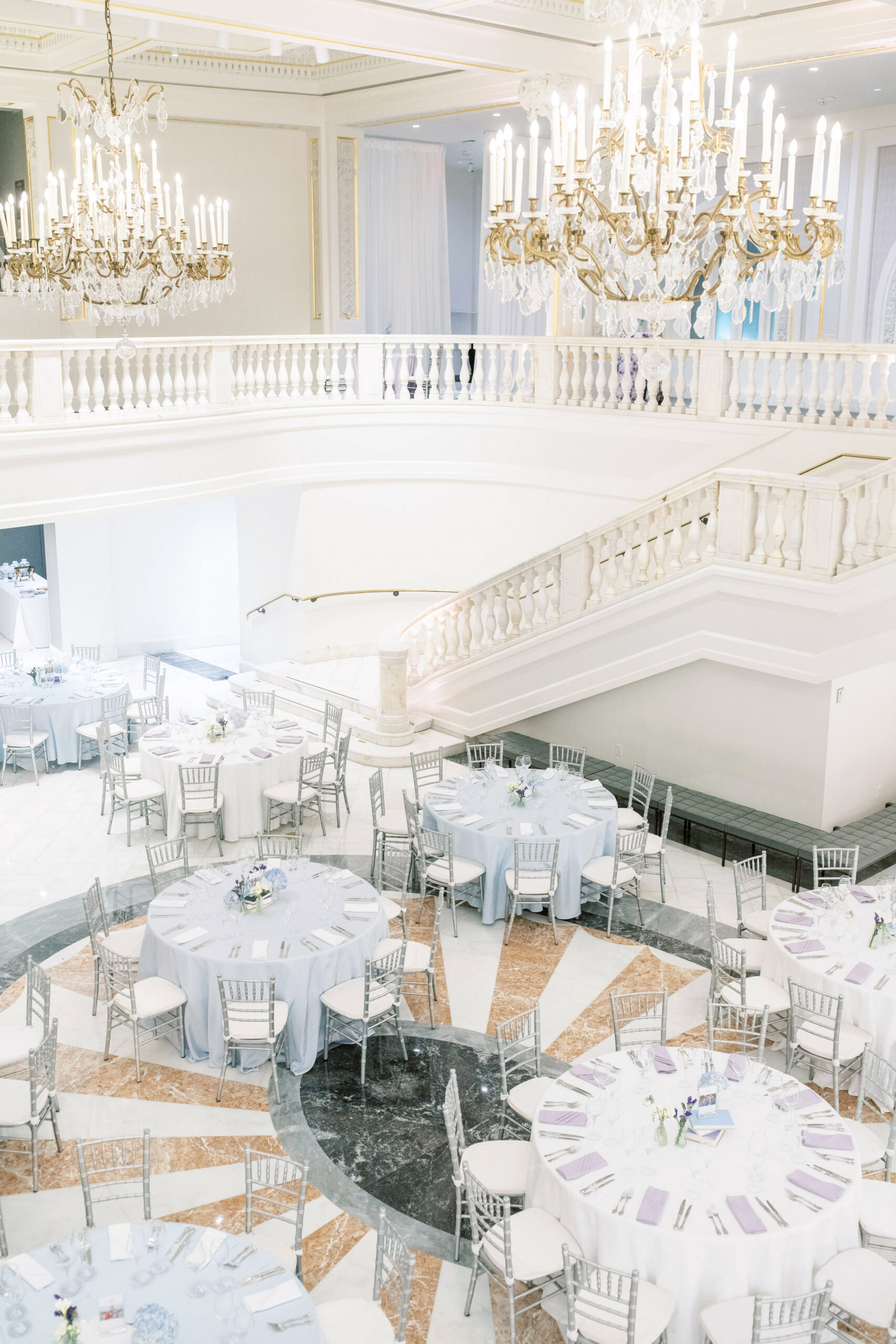 A romantic wedding at National Museum of Women in the Arts in Washington, DC on a beautiful February day that felt like spring!