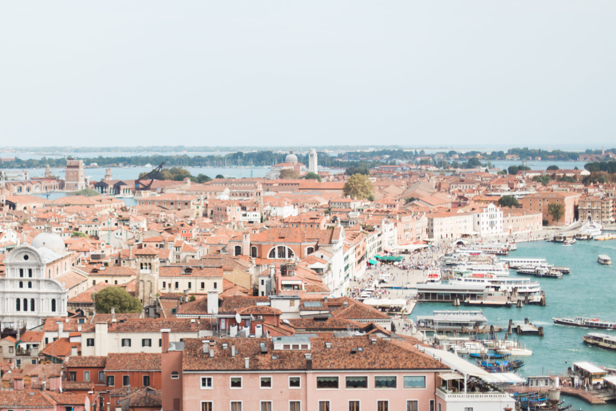 Destination wedding photographer, Alicia Lacey, explores Venice, Italy.