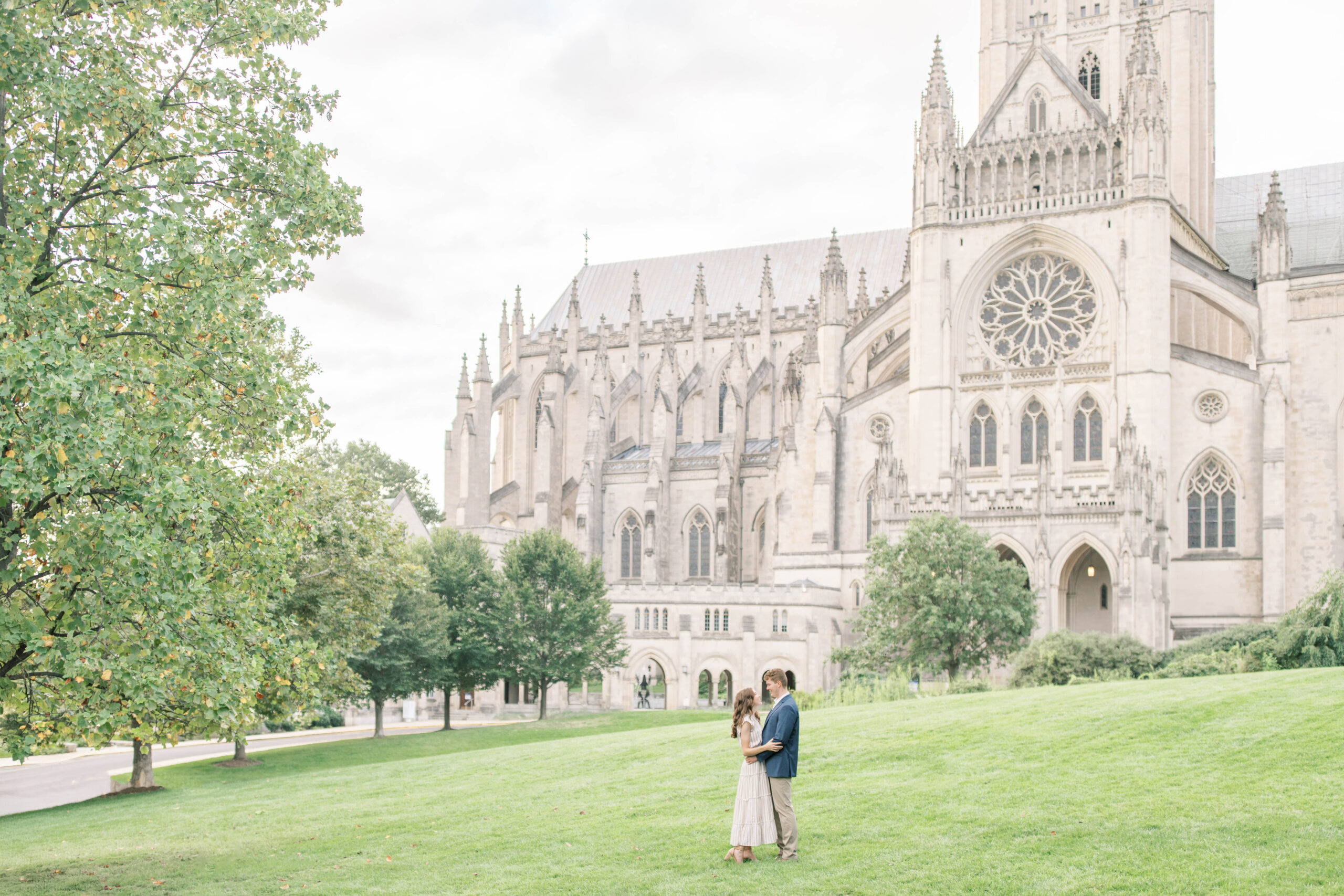 A summery engagement session at the Washington National Cathedral in DC.