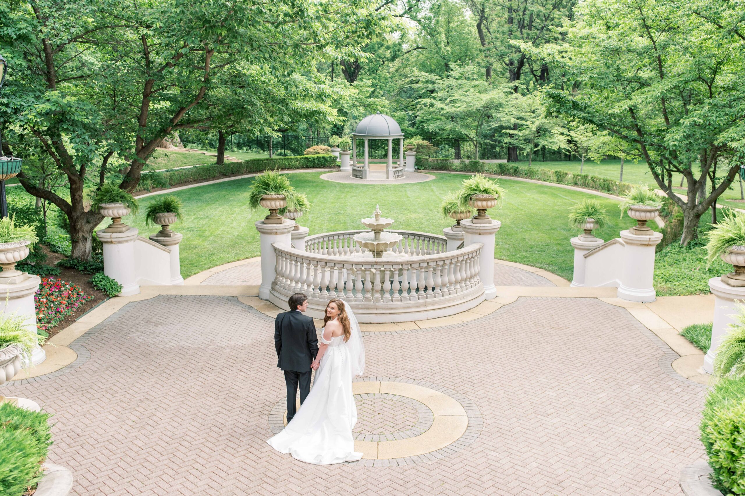 A romantic spring wedding at the Omni Shoreham Hotel & Resort in Washington, DC.